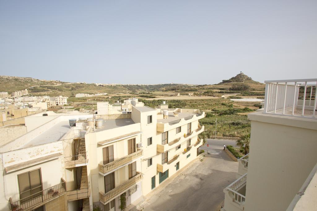 Dolphin Court Marsalforn Quarto foto
